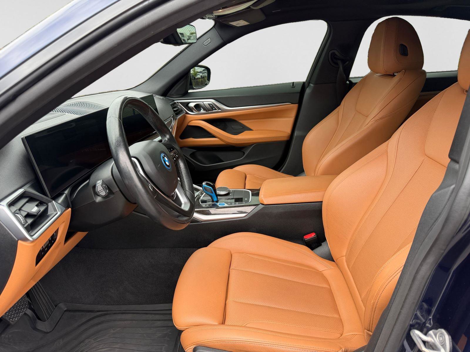 Used 2023 BMW i4 eDrive35 w/ Premium Package RWD image 10