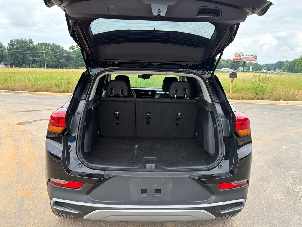 Used 2025 Buick Encore GX Preferred FWD image 18