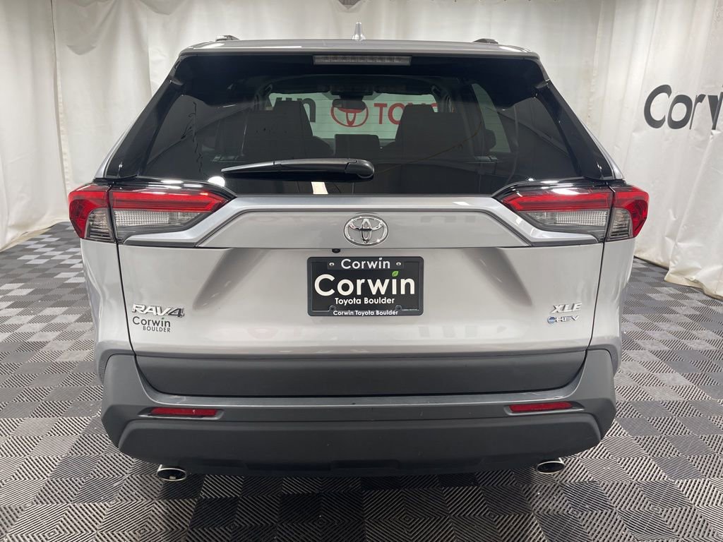 Used 2025 Toyota RAV4 XLE image 5