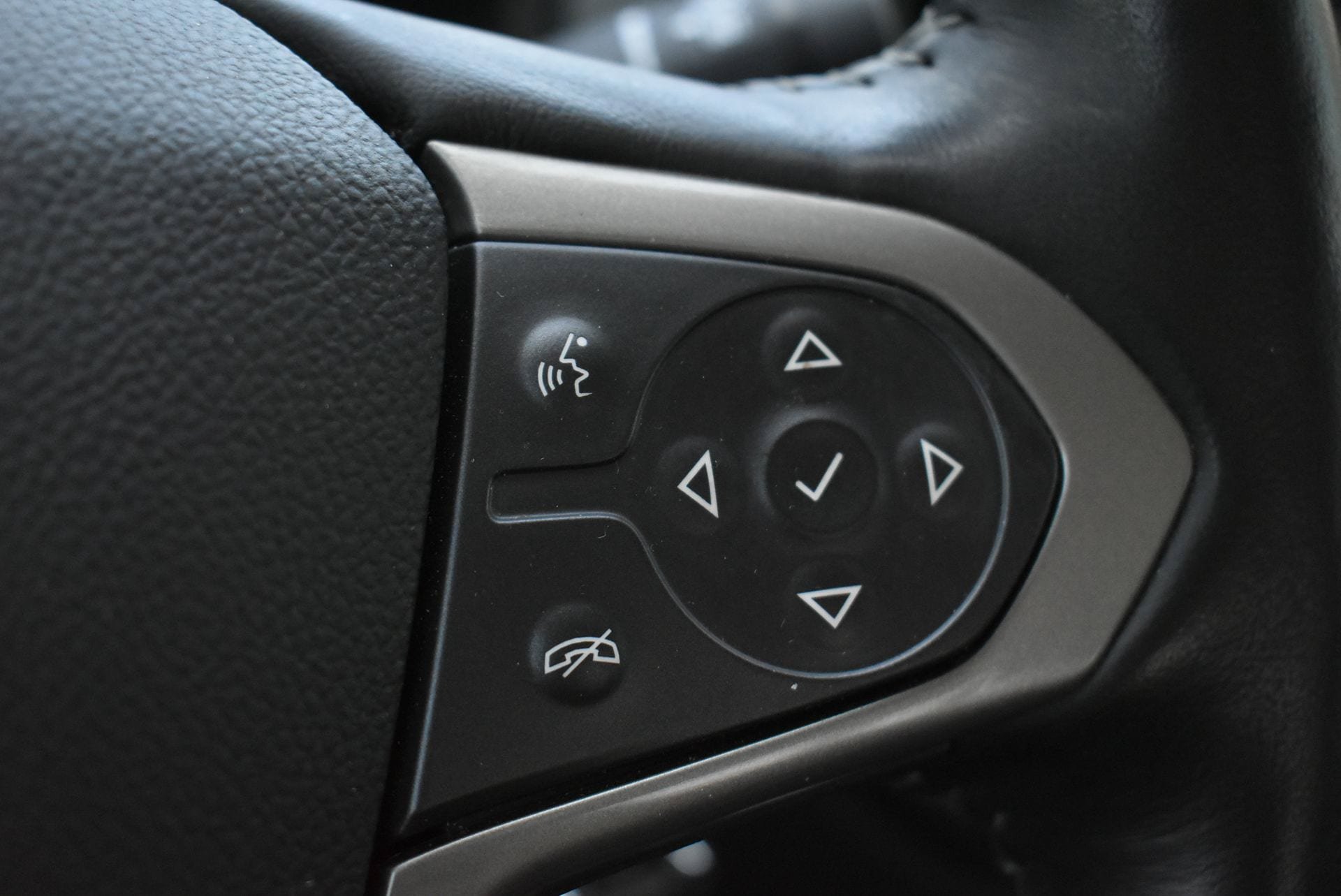 Used 2022 Chevrolet Colorado Z71 AWD/4WD image 19
