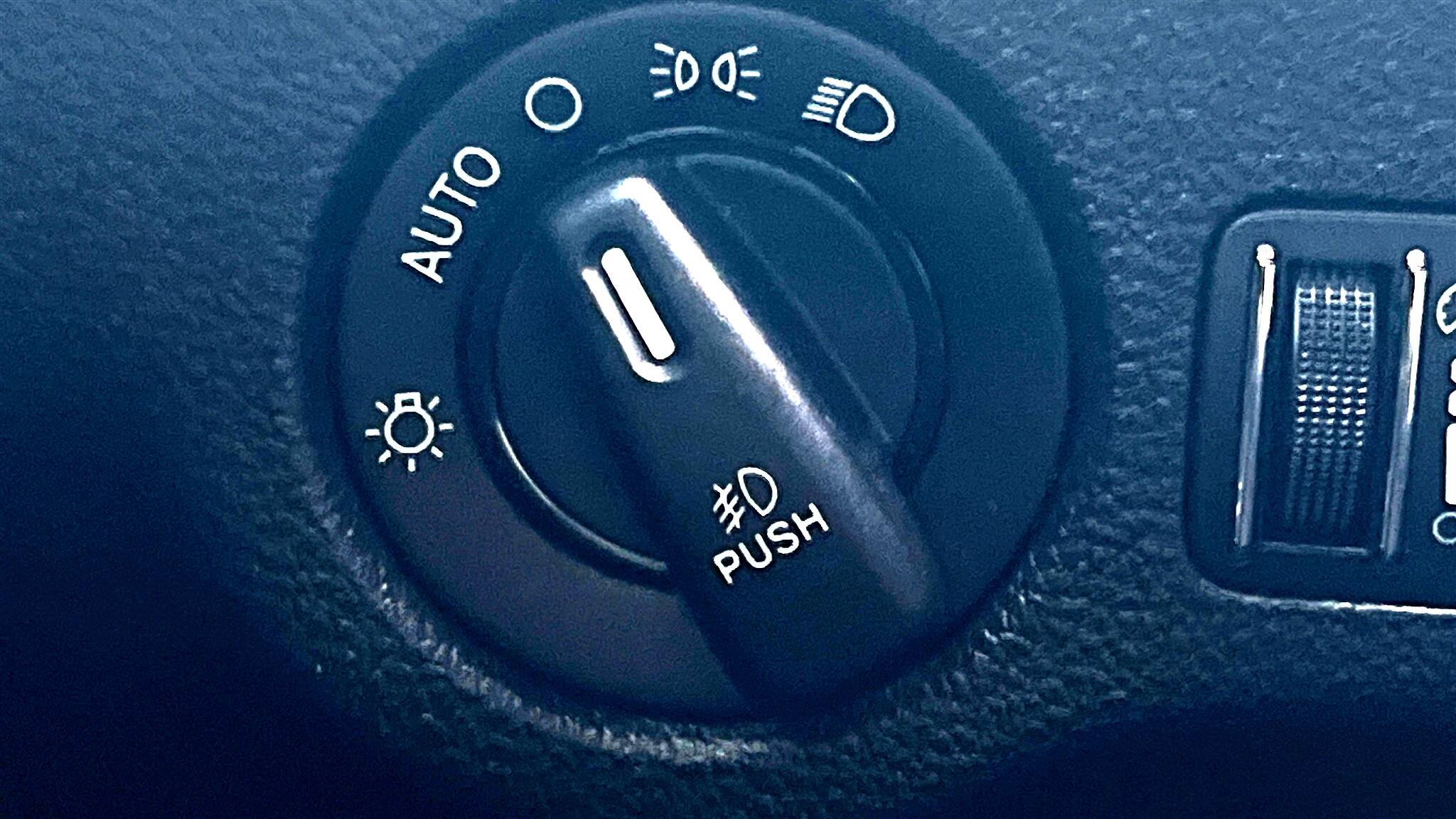 Used 2016 Dodge Charger R/T image 20