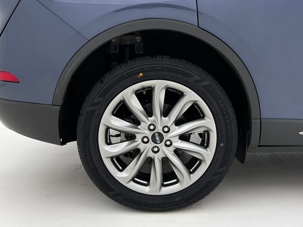 Used 2022 Lincoln Corsair AWD w/ Premium Package image 34