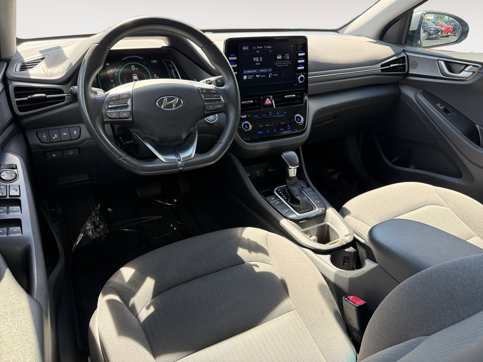 Certified 2022 Hyundai Ioniq SE FWD image 15