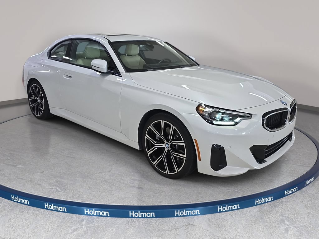 Certified 2024 BMW 230i Coupe w/ Convenience Package RWD image 4