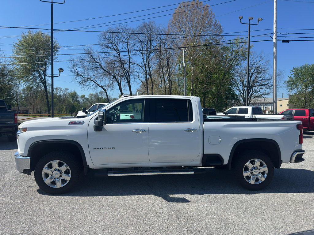 Used 2020 Chevrolet Silverado 3500 LTZ w/ LTZ Premium Package AWD/4WD image 7