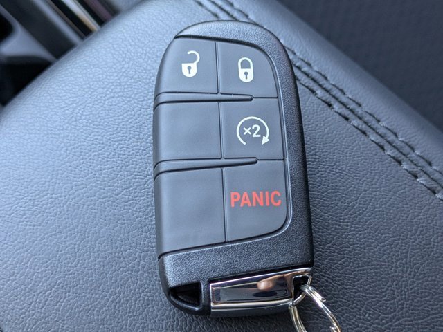 New 2026 Jeep Compass Latitude image 26