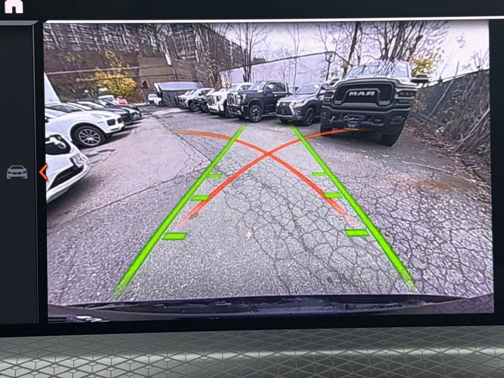 Used 2024 BMW X3 xDrive30i w/ Premium Package image 30