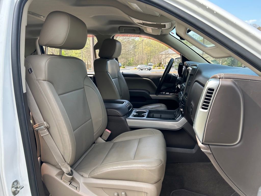 Used 2015 Chevrolet Silverado 1500 LTZ image 40