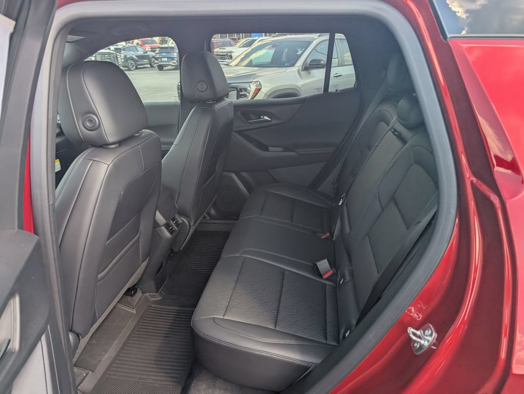New 2027 Chevrolet Equinox LT w/ Convenience Package II AWD/4WD image 9