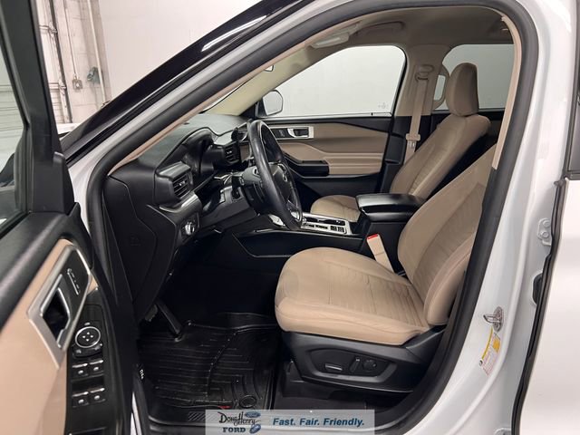 Used 2020 Ford Explorer XLT w/ Comfort Package image 23