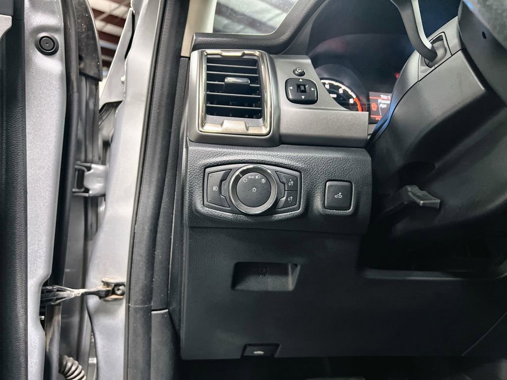 Used 2020 Ford Ranger XLT w/ Equipment Group 301A Mid image 14