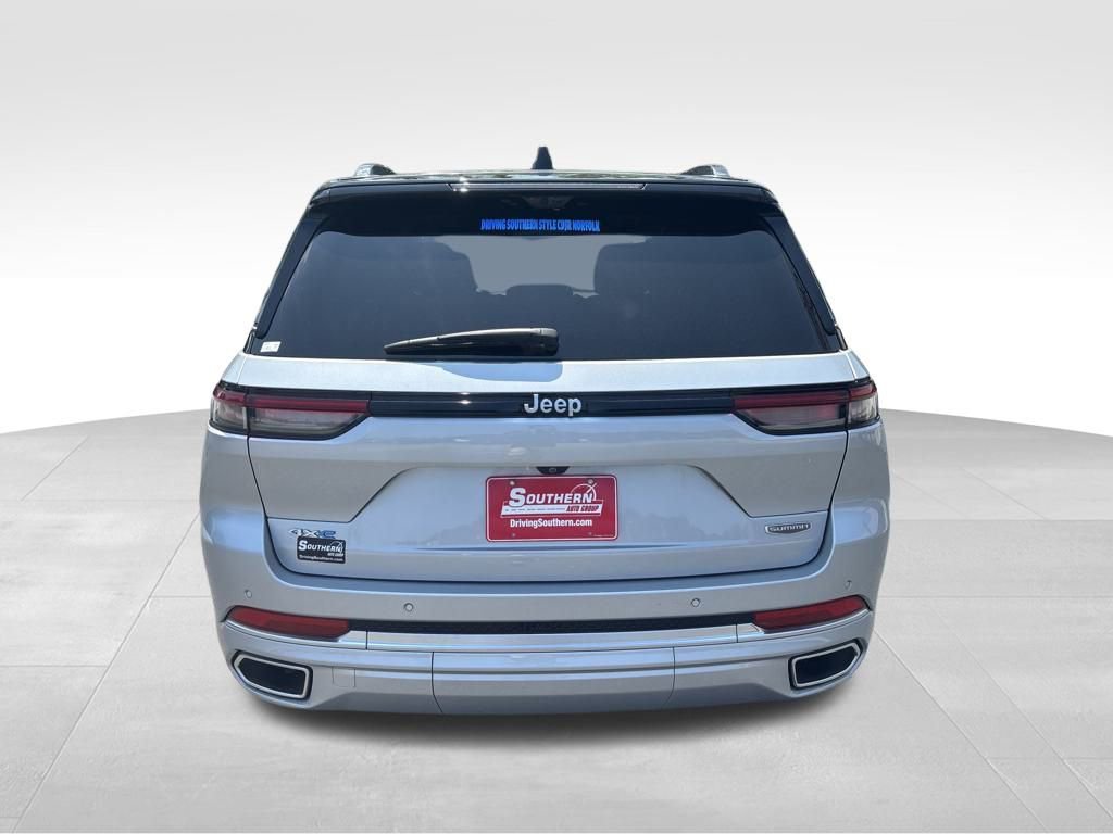 New 2024 Jeep Grand Cherokee Summit AWD/4WD image 5