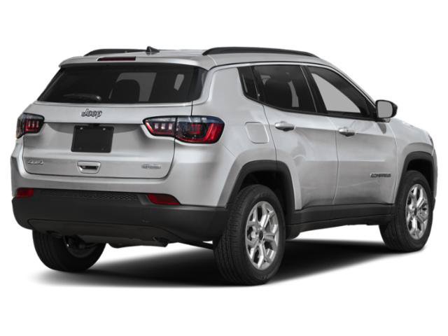 New 2026 Jeep Compass Limited w/ Sun, Sound & Navigation Group AWD/4WD image 5
