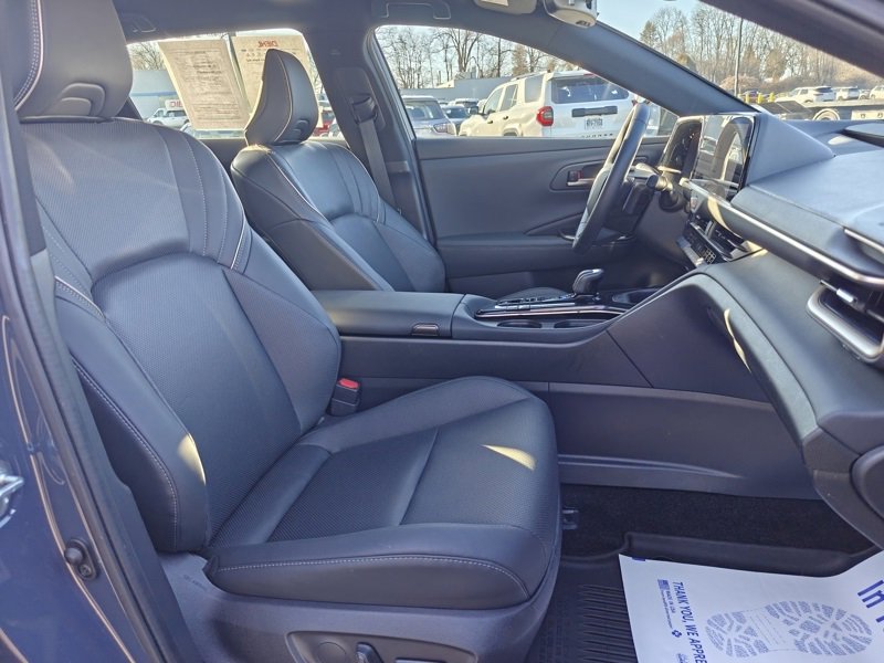 Used 2025 Toyota Crown Signia image 20