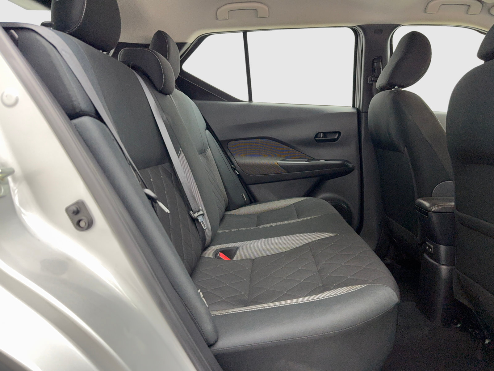 Used 2020 Nissan Kicks S FWD image 36