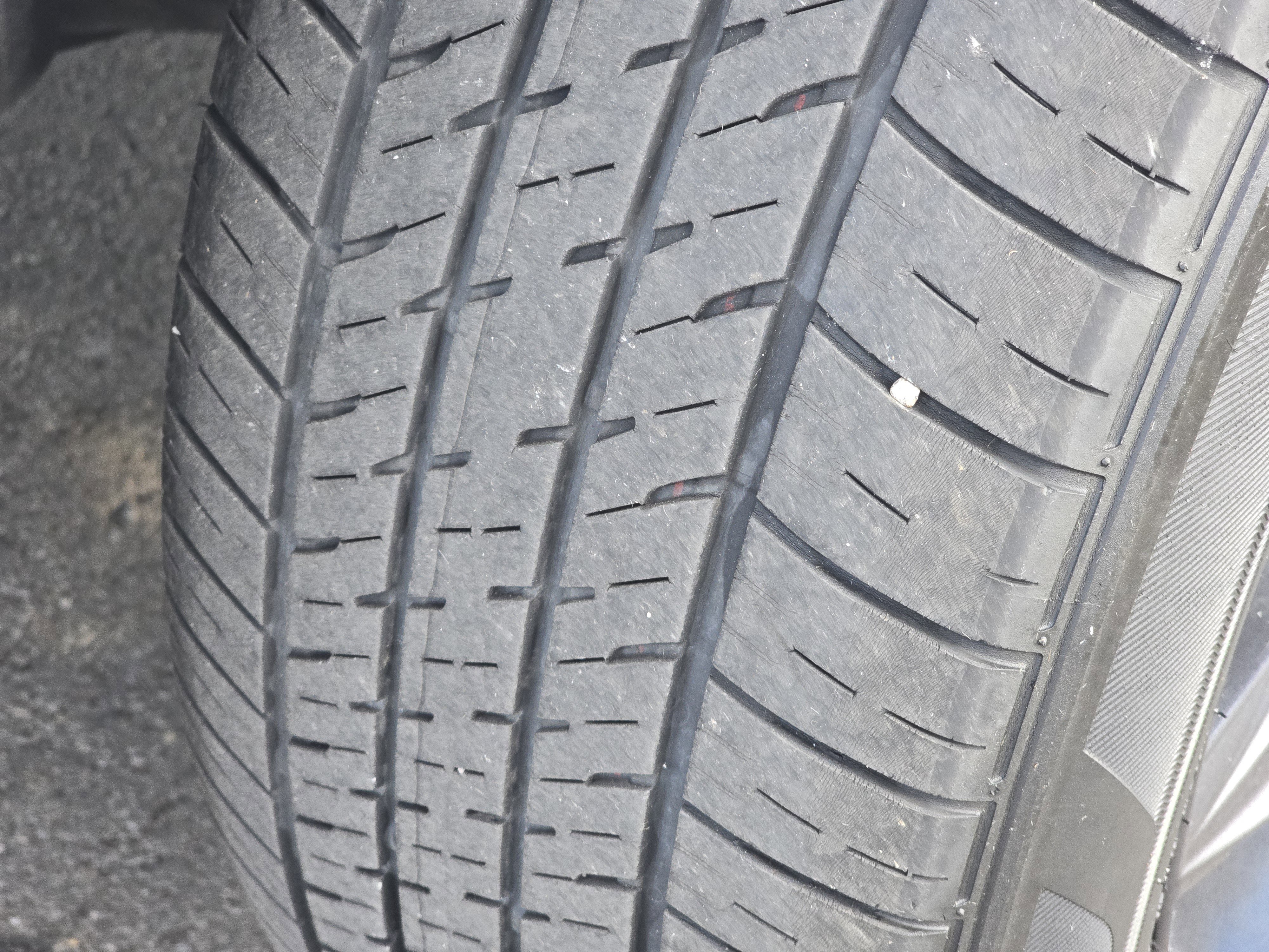 Used 2022 Volkswagen Tiguan SE image 14