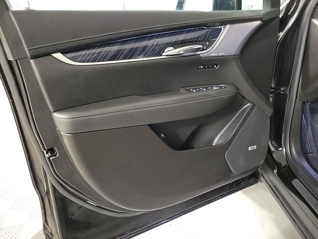Certified 2024 Cadillac XT6 Premium Luxury w/ LPO, Floor Liner Package image 20
