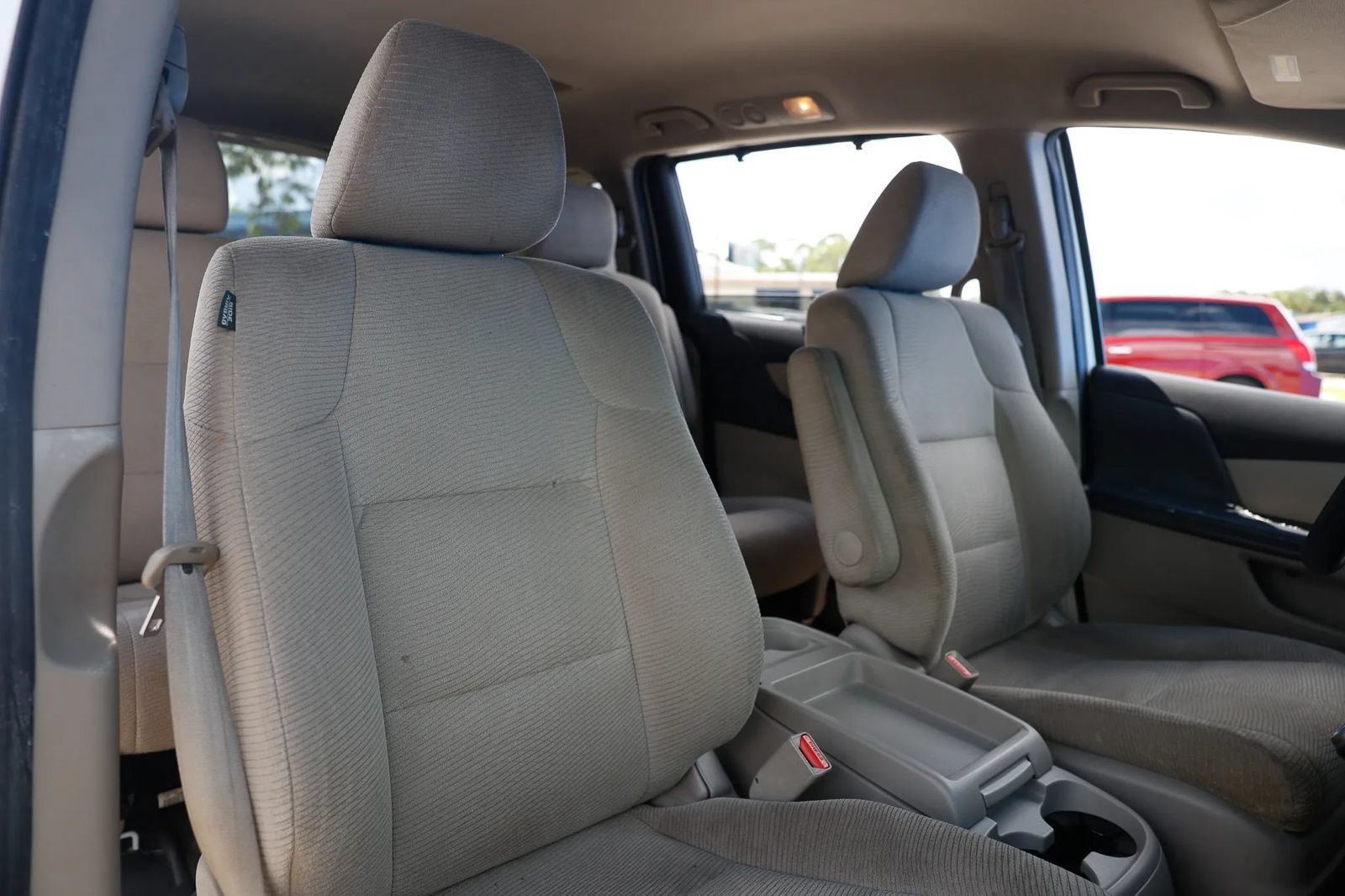 Used 2012 Honda Odyssey EX image 25