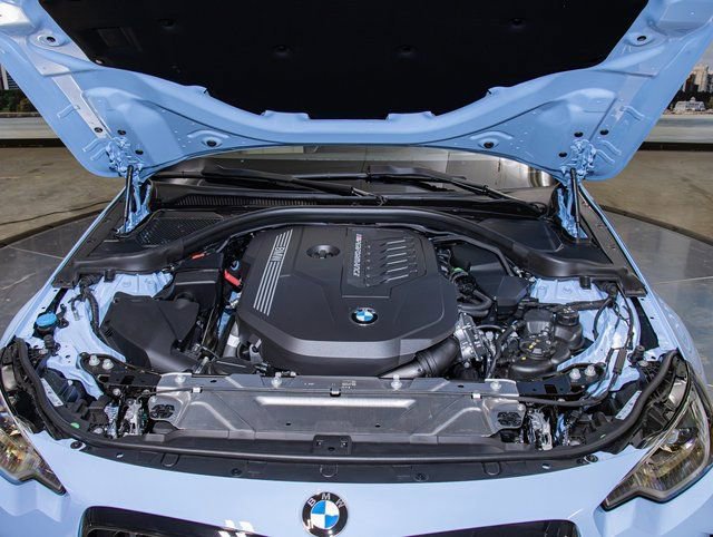 Used 2026 BMW M240i xDrive Coupe w/ Premium Package image 5