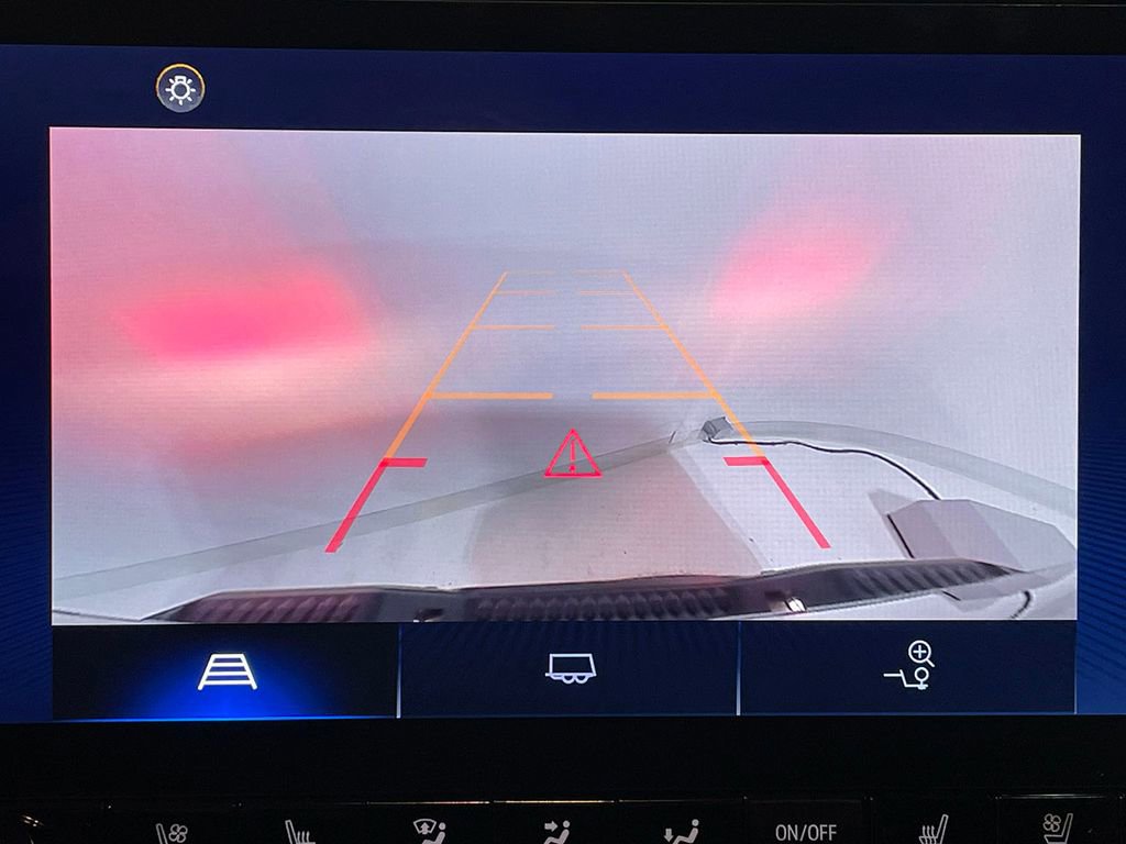 Used 2023 Chevrolet Colorado Z71 w/ Z71 Convenience Package 2 image 4