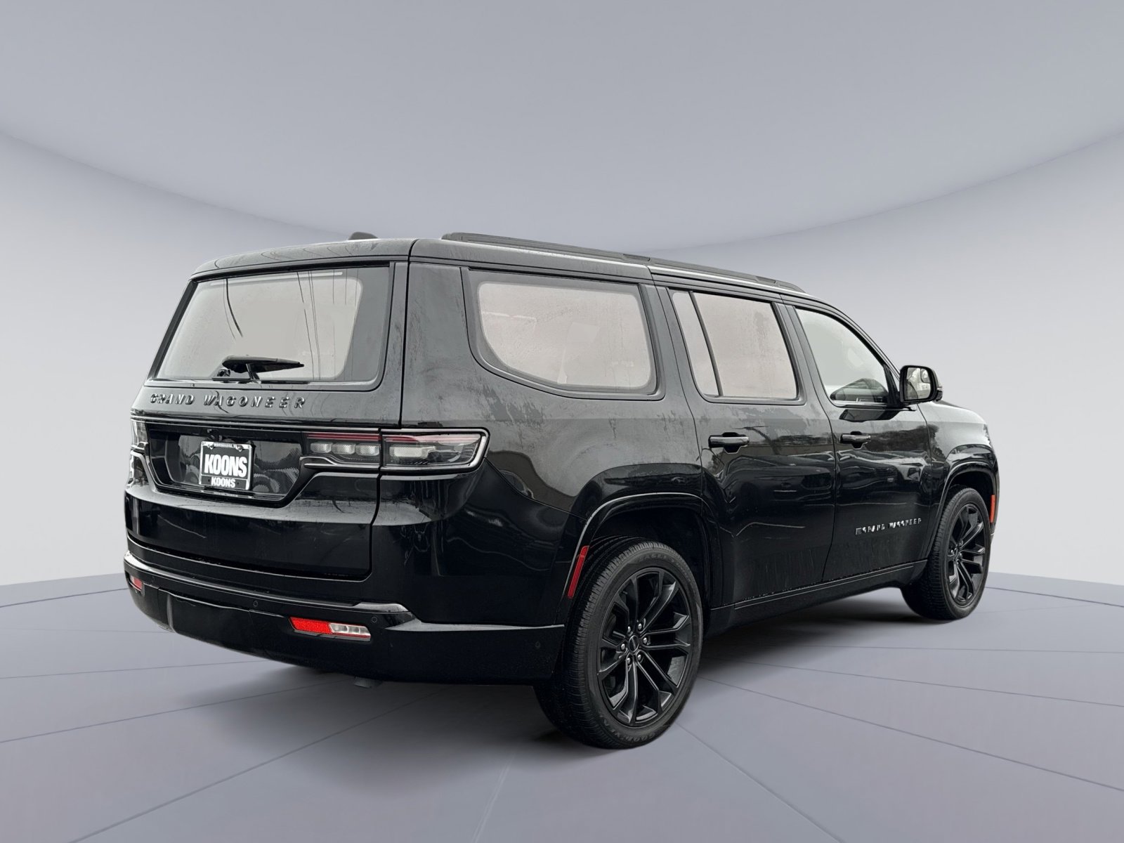 Used 2024 Jeep Grand Wagoneer Series II w/ Quick Order Packagew 28T image 7