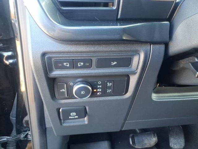 Certified 2022 Ford F150 XLT w/ Equipment Group 302A High image 17