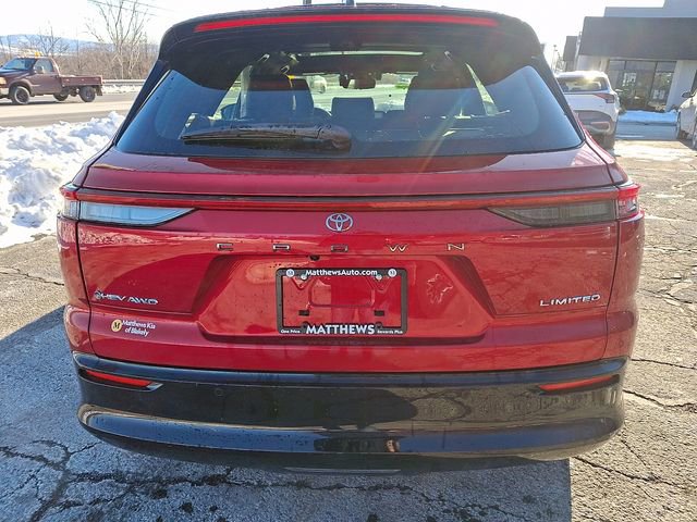 Used 2025 Toyota Crown Signia w/ Advanced Technology Package image 5