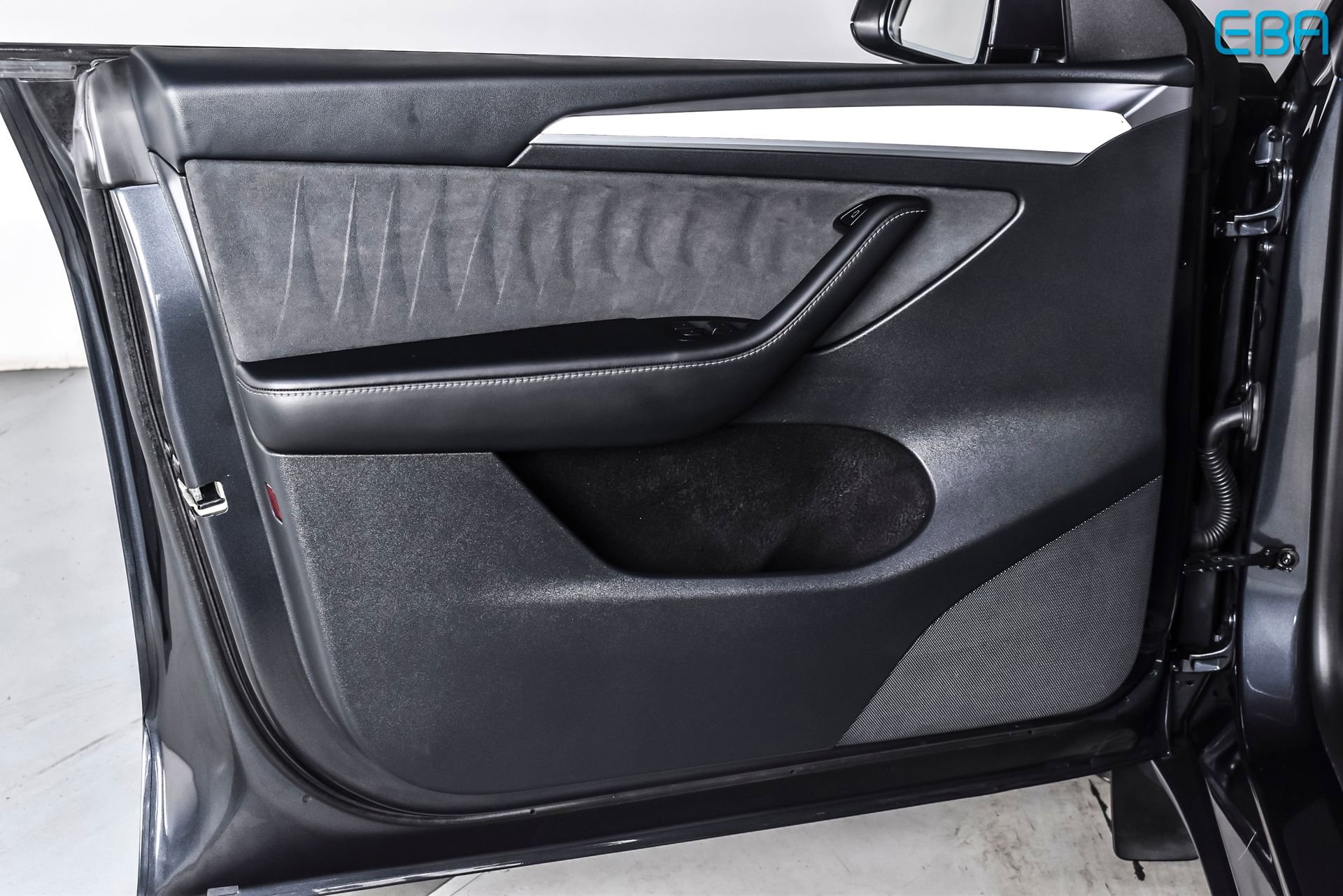 Used 2024 Tesla Model Y Long Range AWD/4WD image 13