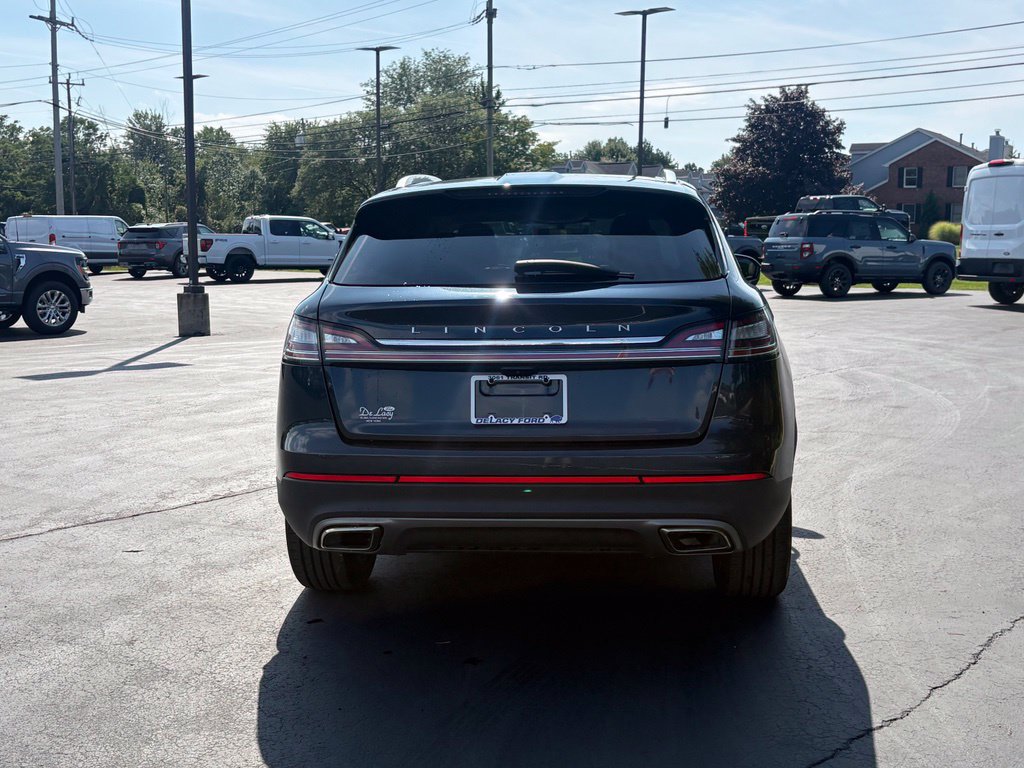 Used 2023 Lincoln Nautilus Reserve w/ Luxury Package AWD/4WD image 4