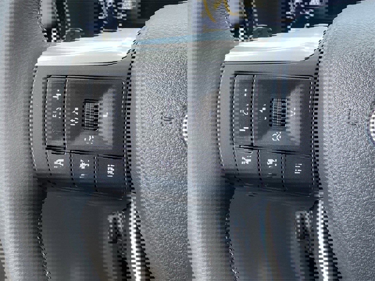 New 2026 INFINITI QX60 Luxe image 33