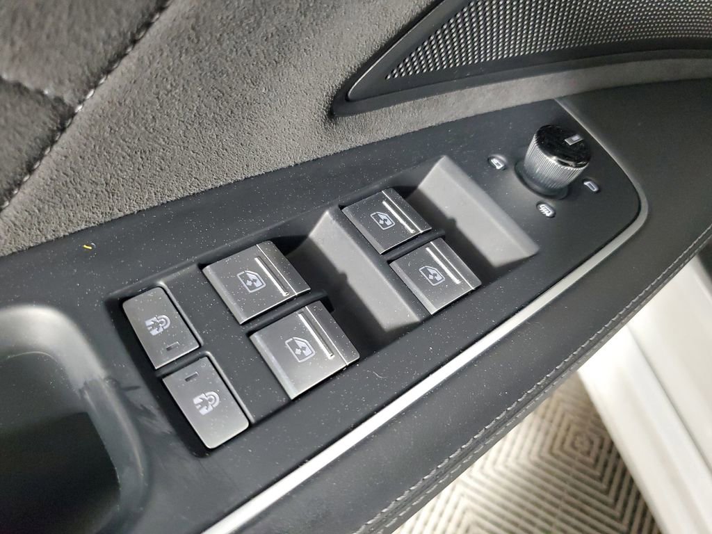 Used 2023 Audi S8 w/ S8 Executive Package image 19