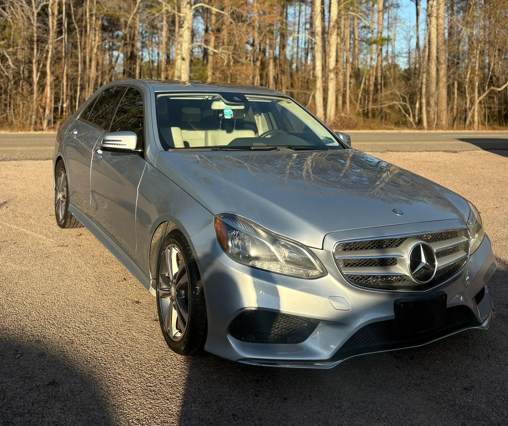 Used 2015 Mercedes-Benz E 350 4MATIC Sedan image 9