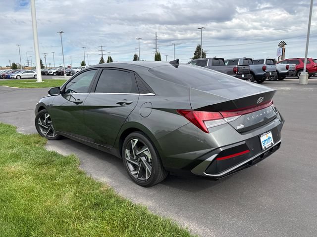 Used 2024 Hyundai Elantra Limited FWD image 5
