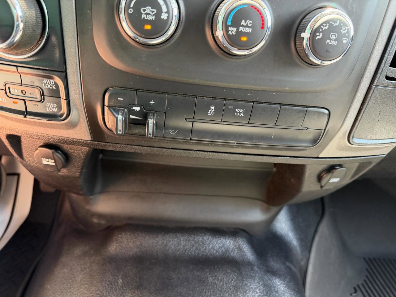 Used 2020 RAM 1500 Tradesman w/ Trailer Tow Group AWD/4WD image 52