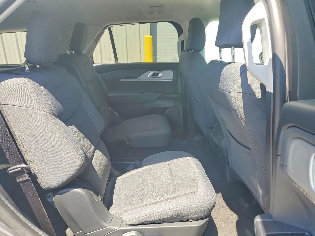 Used 2026 Ford Explorer Active AWD/4WD image 10