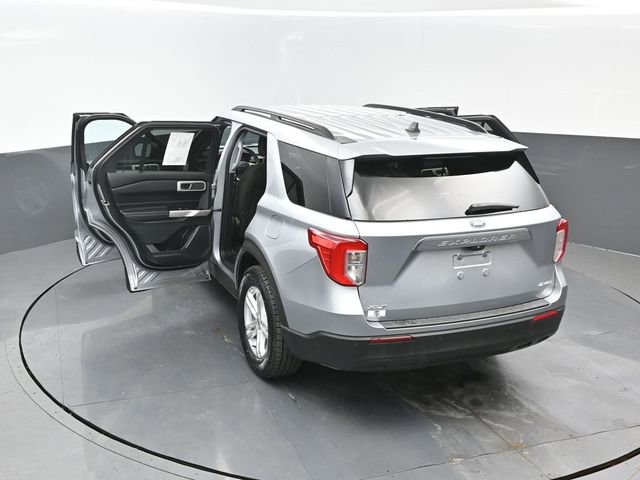 Used 2022 Ford Explorer XLT image 25