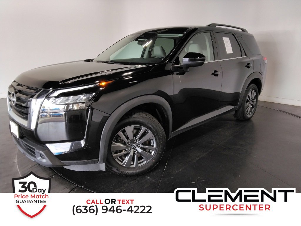 Used 2023 Nissan Pathfinder SV