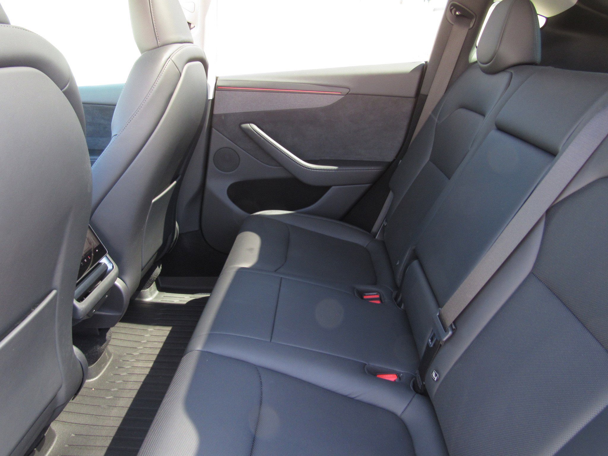 Used 2026 Tesla Model Y Premium image 14