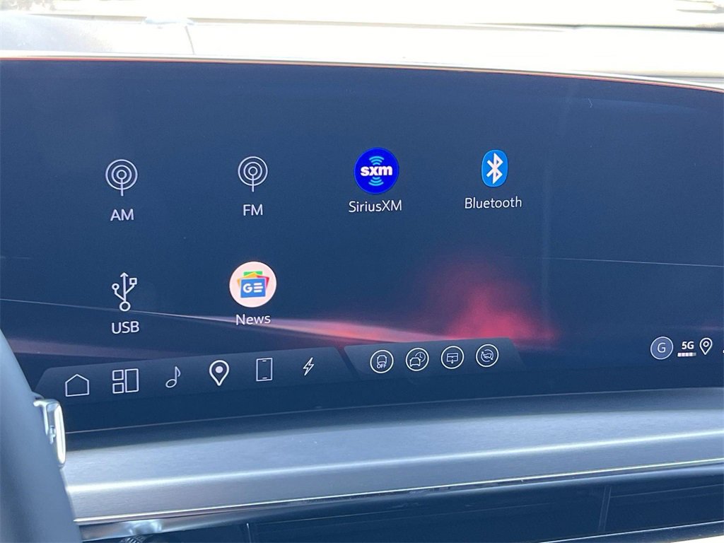 New 2026 Cadillac Lyriq V image 18