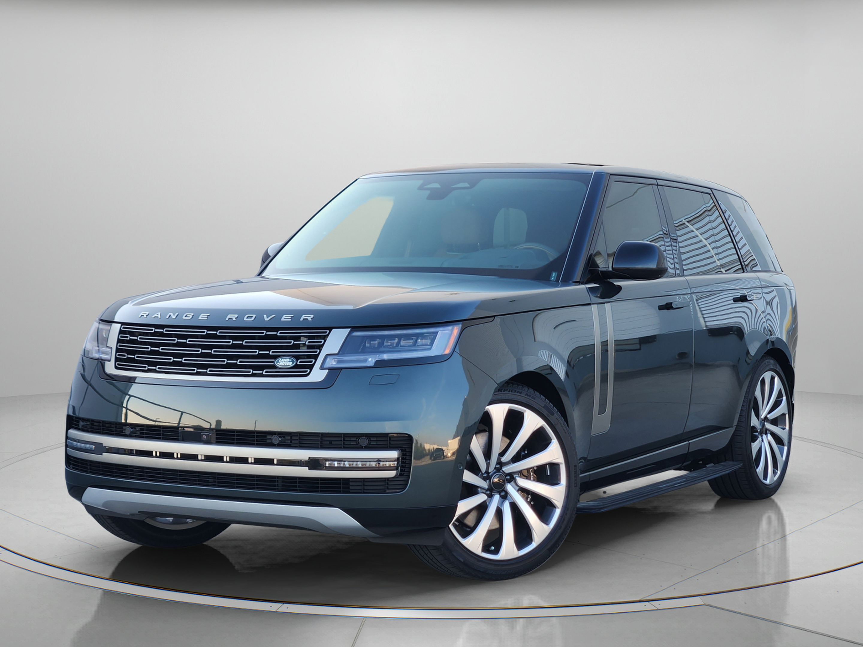 New 2026 Land Rover Range Rover SE AWD/4WD image 1
