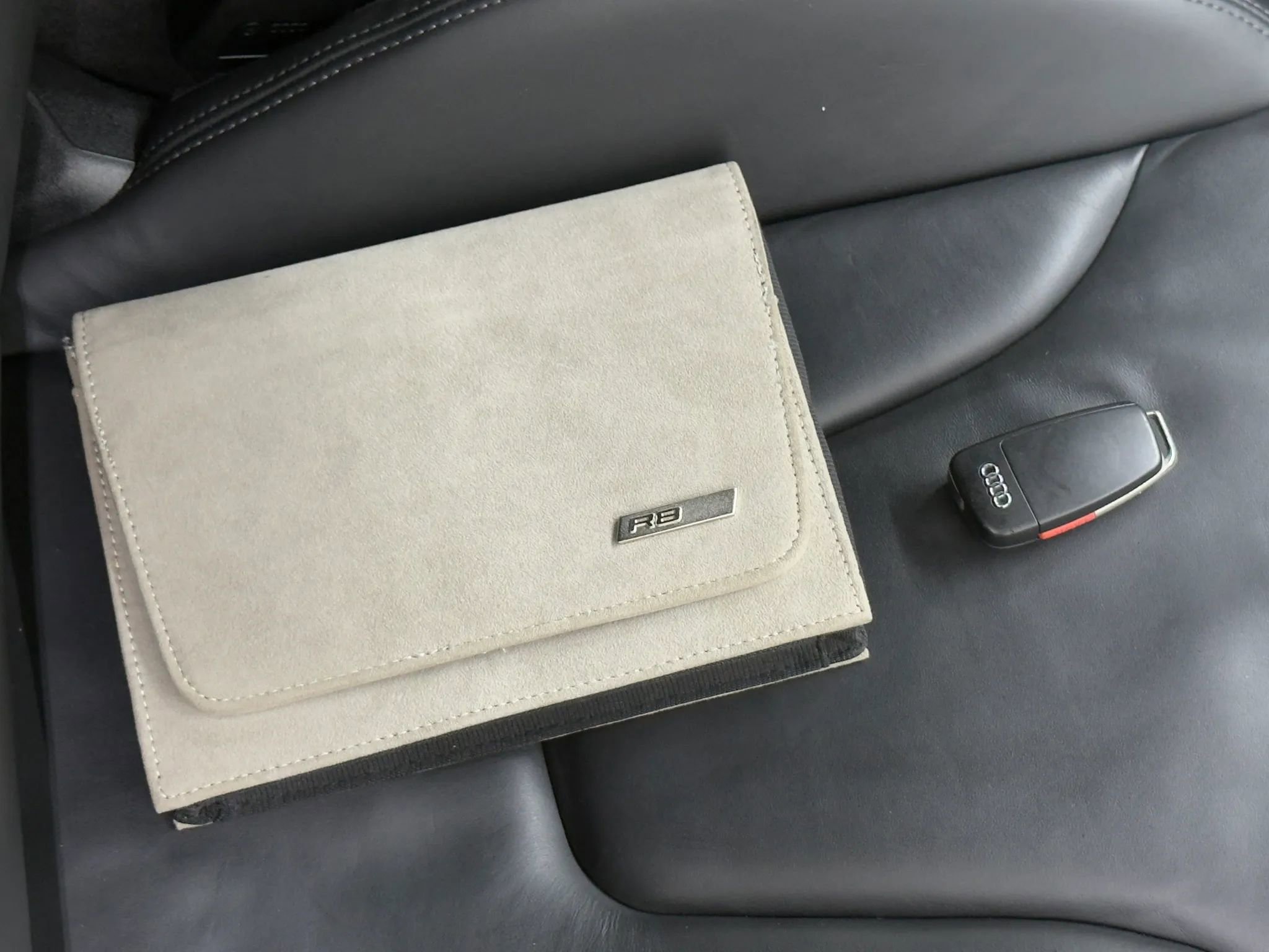 Used 2009 Audi R8 V8 AWD/4WD image 3