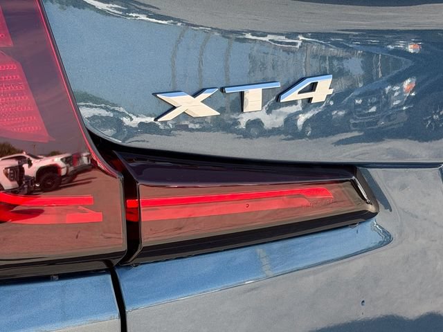 Used 2024 Cadillac XT4 Premium Luxury w/ Cold Weather Package FWD image 9