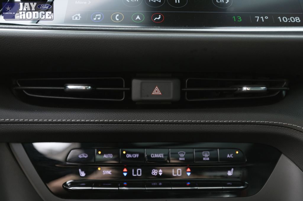 Used 2023 Buick Envision Essence w/ Technology Package I image 22