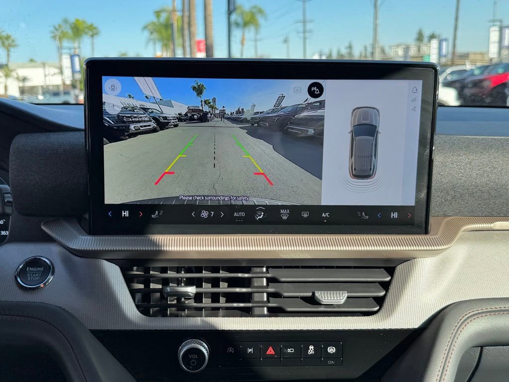 Used 2025 Ford Explorer Active image 24