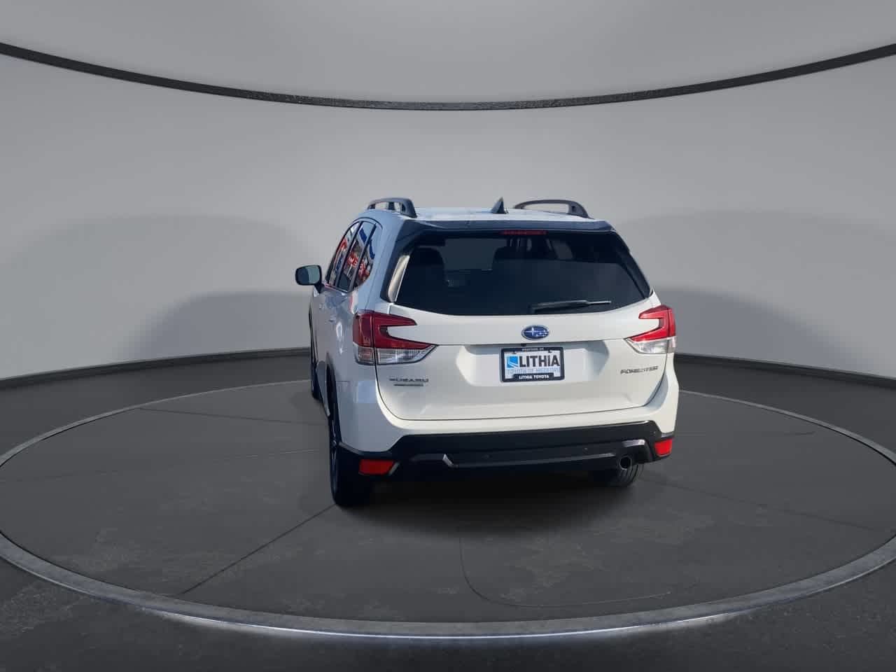 Used 2024 Subaru Forester Limited AWD/4WD image 8