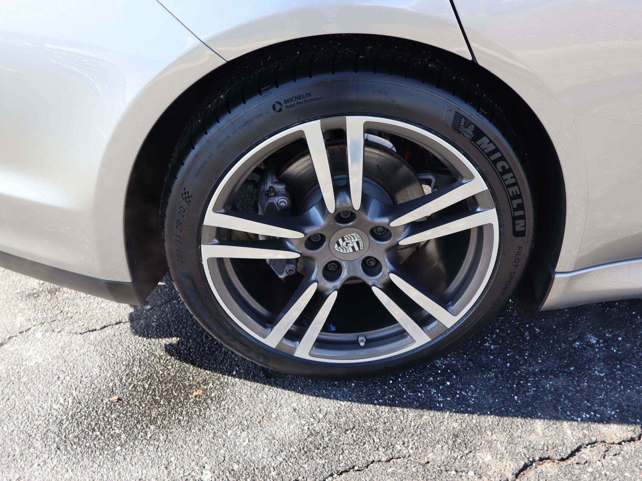 Used 2013 Porsche Panamera 4 image 35