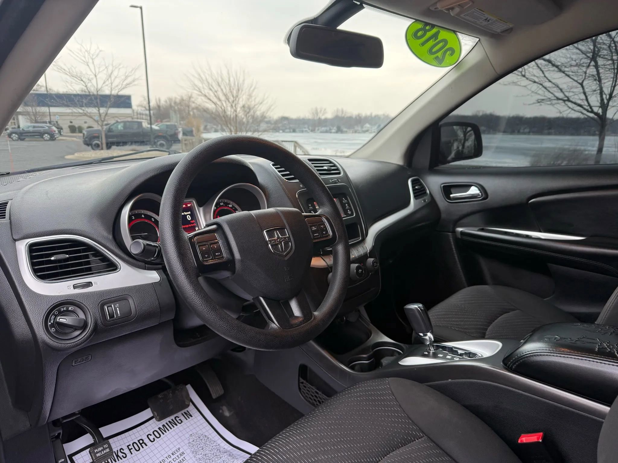 Used 2018 Dodge Journey SE image 9