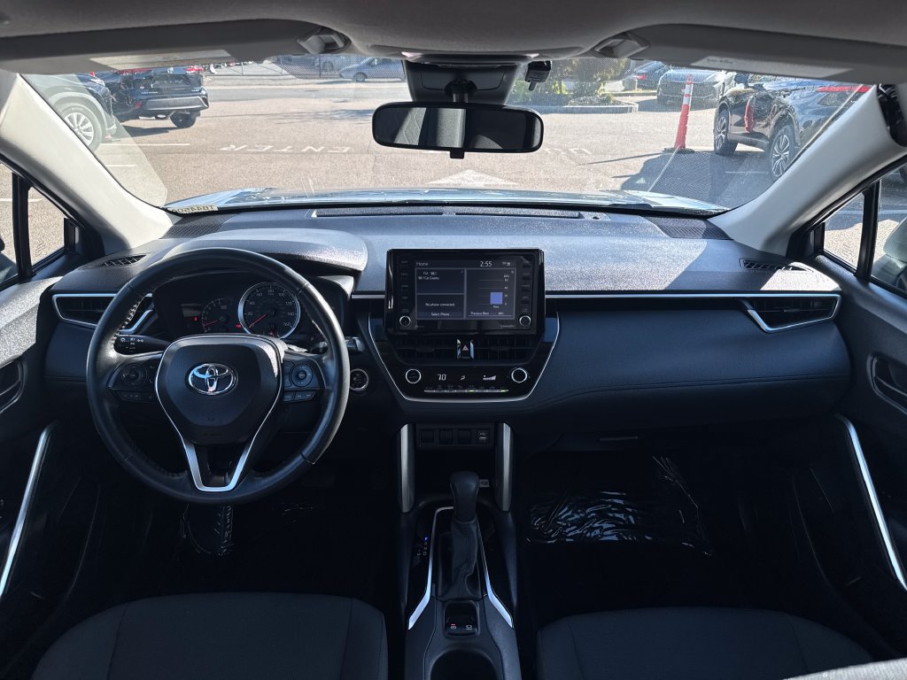 Used 2022 Toyota Corolla Cross LE w/ Moonroof Package AWD/4WD image 11