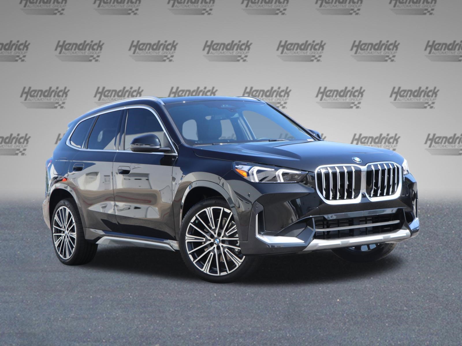 Certified 2025 BMW X1 xDrive28i w/ Technology Package AWD/4WD image 2