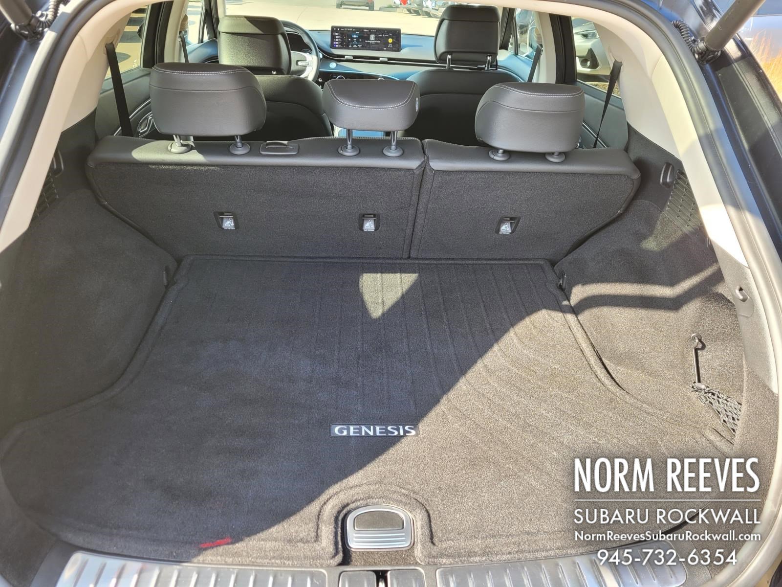 Used 2024 Genesis GV70 2.5T w/ Select Package image 19